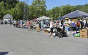 Flea market to feature 32 vendors